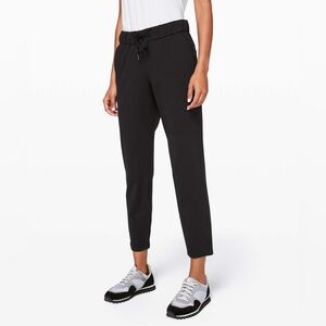 Lululemon‎ On the Fly 7/8 Pant Black W5BPNS Size 4